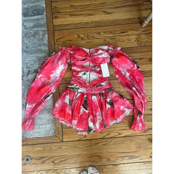 Gigii’s Hestia Off Shoulder Cutout Floral Mini Dress RARE NWT XS - Picture 4 of 6